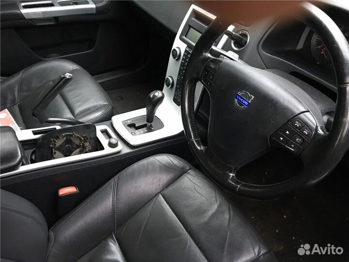 Разбор на запчасти Volvo S40 2004