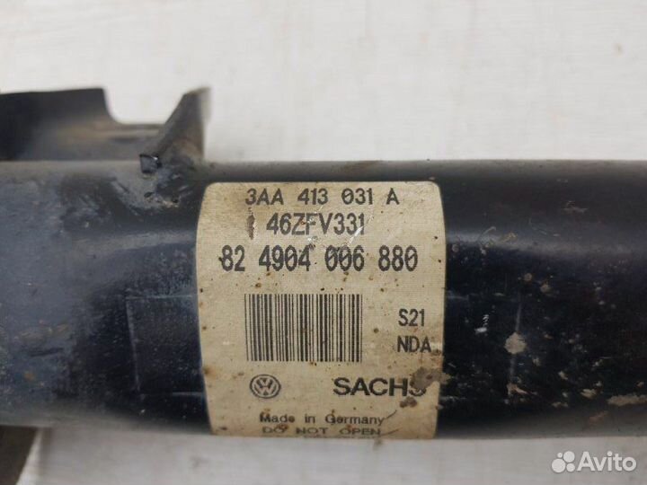 Амортизатор передний правый Vw Passat B6