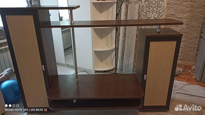 Стенка для телевизора