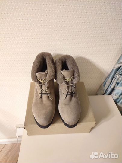 Ботинки зимние женские