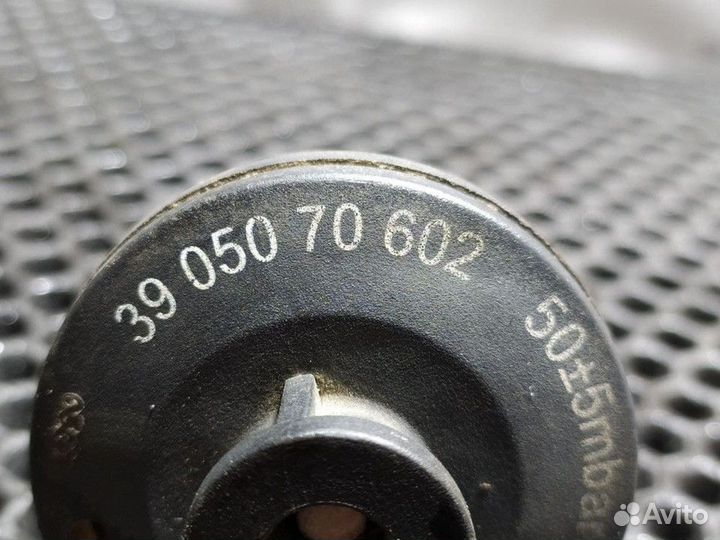 41221282 Датчик давления воздуха