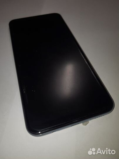 Samsung Galaxy A50, 4/64 ГБ