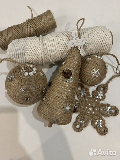 Новогодние игрушки