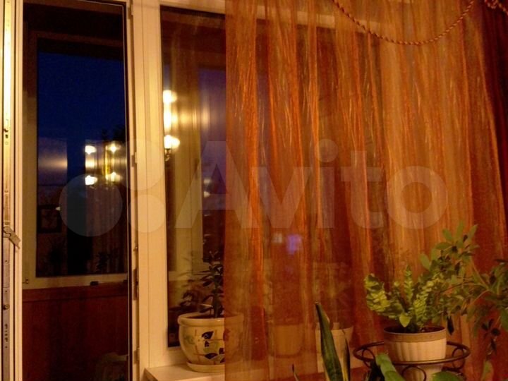 2-к. квартира, 58,1 м², 4/8 эт.