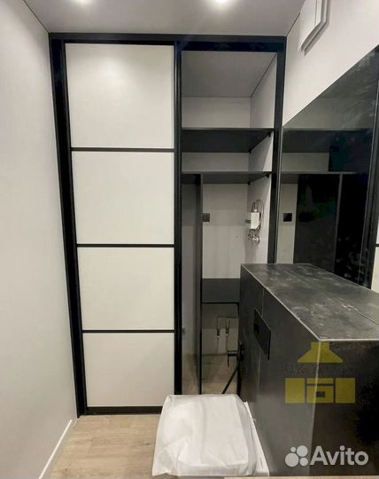 Угловой шкаф