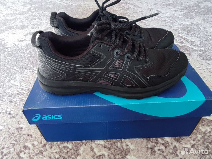 Кроссовки женские asics 38 размер