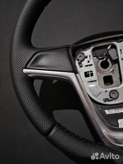Руль opel astra j продам
