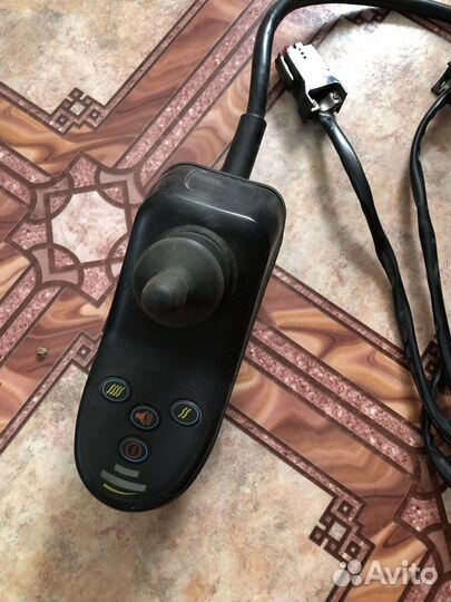 Джостик-пульт для инвалидной коляски