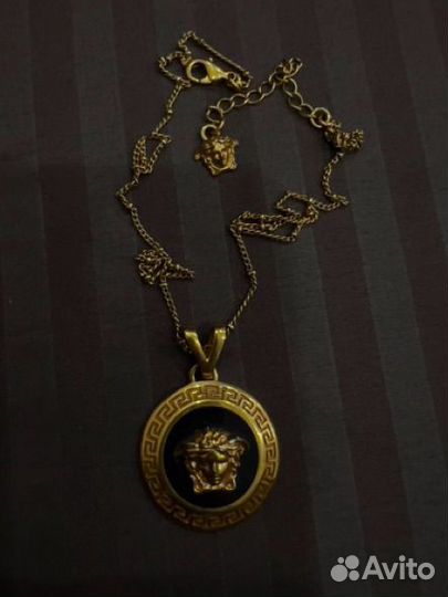 Золотая цепь версаче