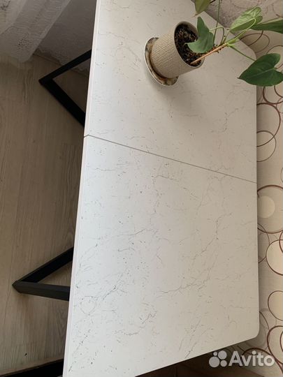 Кухонный стол