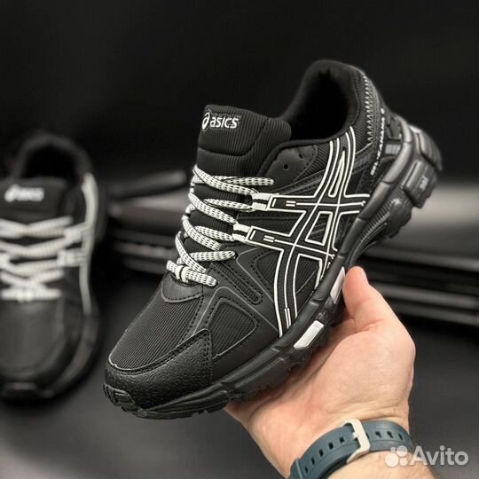 Кроссовки asics