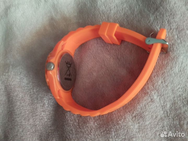 Часы наручные