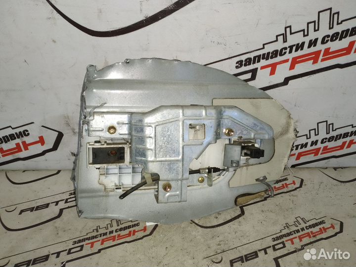 Ручка двери внешняя honda elysion RR1 RR2 RR3 RR4 RR5 RR6 задняя правая 72640SJK003ZF белый, NH683P