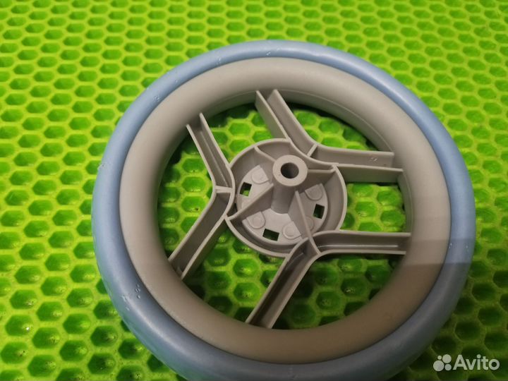 Колесо на кукольную коляску, новое