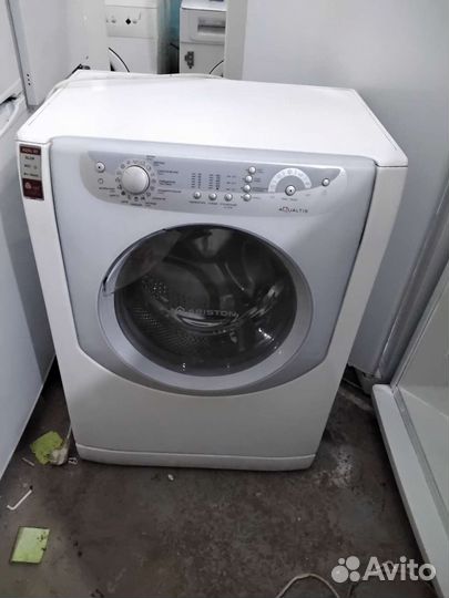 Стиральная машина бу ariston aqualtis 6 кг