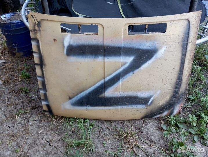 Капот ваз2103