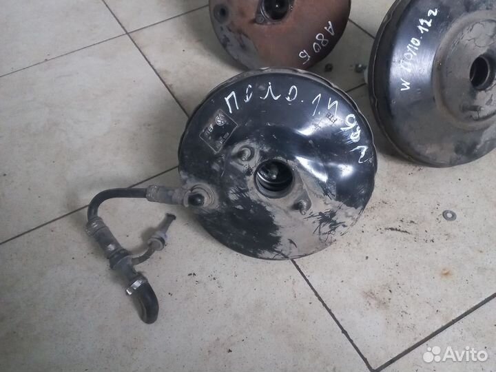 Вакуумный усилитель тормозов фольцваген Поло 1998г