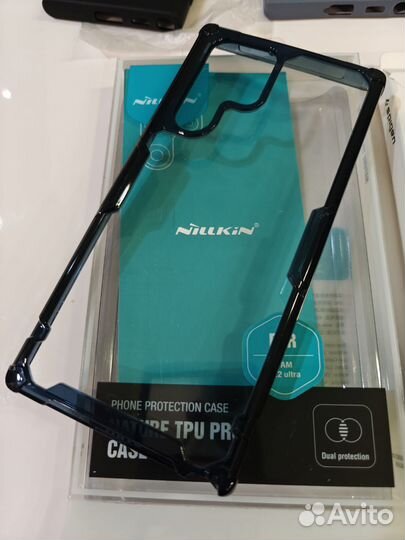 Чехлы на Galaxy S22 Ultra