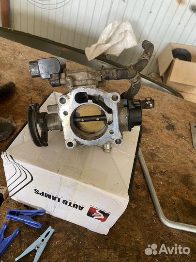 Дросельная заслонка toyota corolla