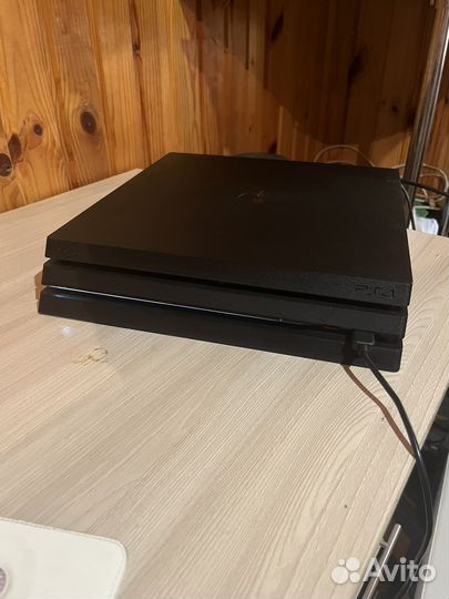 Sony playstation 4 pro 1tb