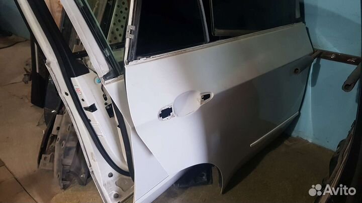 Двери на бмв е90