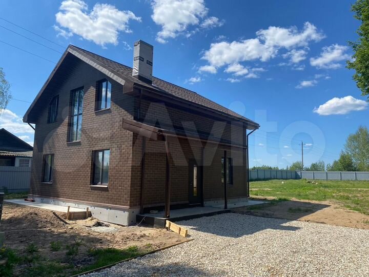 Дом 121 м² на участке 8 сот.