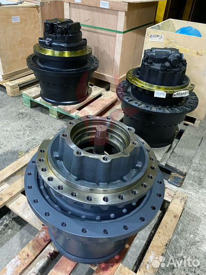 Редуктор хода Hitachi EX210LC-5HHE 9150472