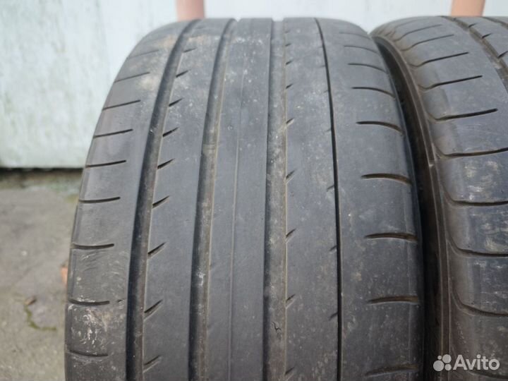 Yokohama Advan Sport V105 255/30 R20 92Y