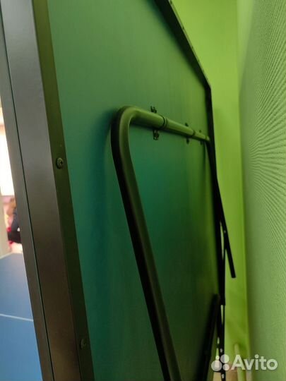 Теннисный стол для помещения