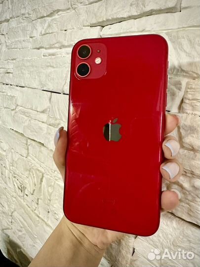 Телефон iPhone 11