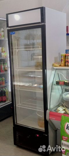 Холодильная витрина