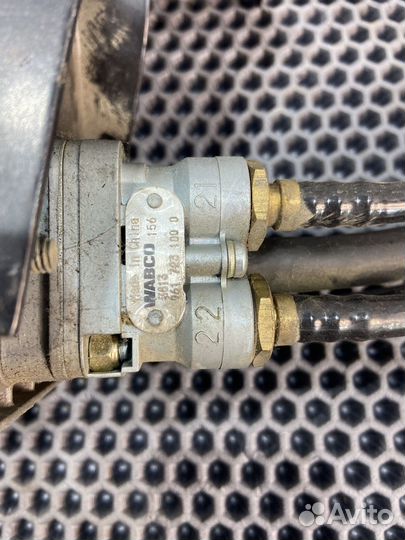 Кран маз-6430 стояночного тормоза wabco
