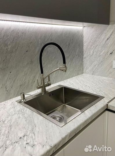 Кухни на заказ. Под ключ. Гapaнития oт 2 дo 10 лeт