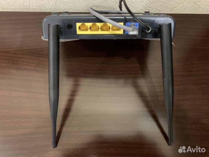 Роутер tenda W308R