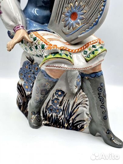 Статуэтка Бандуристка Коростень