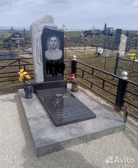 Памятники в Феодосии и по Крыму