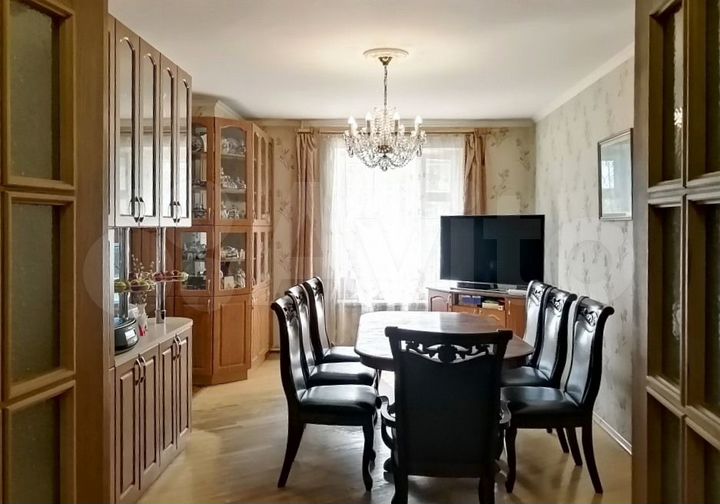 4-к. квартира, 129,2 м², 1/9 эт.