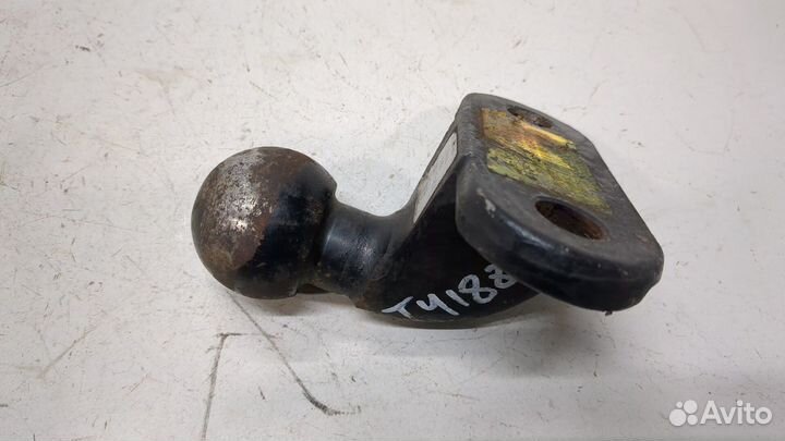 Крюк прицепного устройства Ford Kuga, 2018