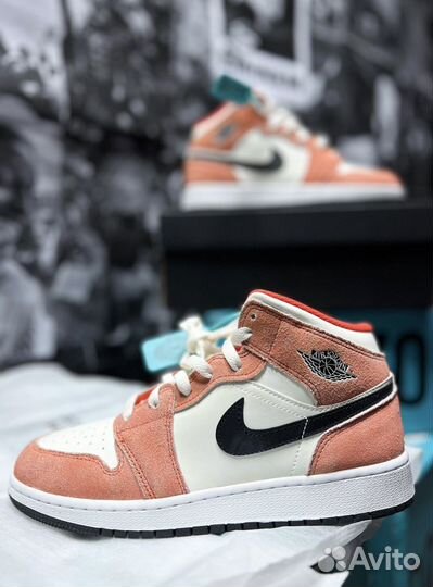 Кроссовки Air Jordan 1 Mid SE (GS)