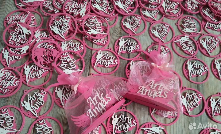 Лазерная резка гравировка фанеры акрила