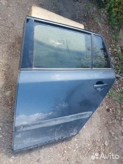 Дверь задняя Skoda Fabia 2 универсал 2007-15