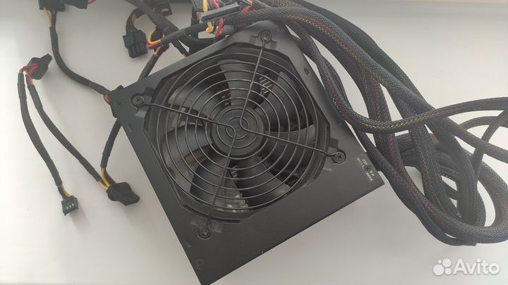 Блок питания Thermaltake tr2 650w