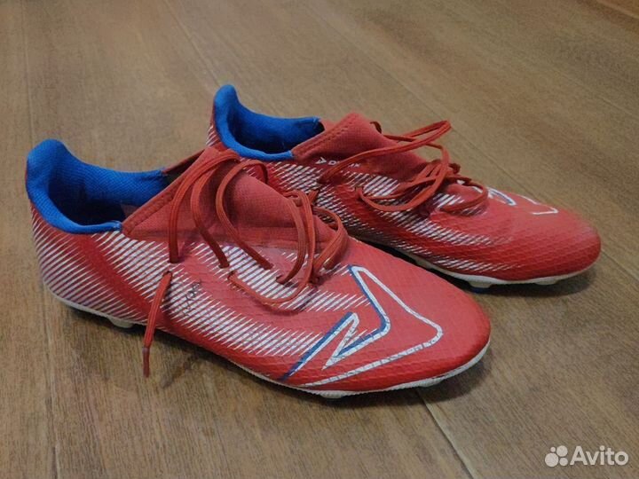 Футбольные бутсы demix