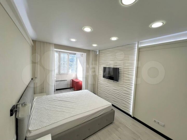 2-к. квартира, 55 м², 4/9 эт.