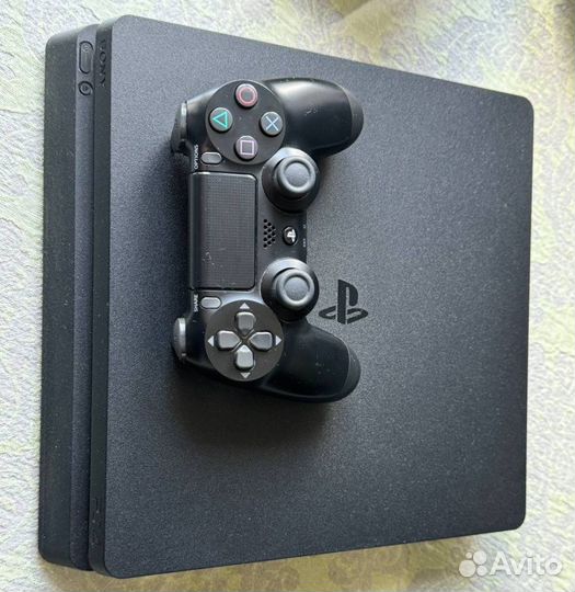 Sony PS4 slim + много игр
