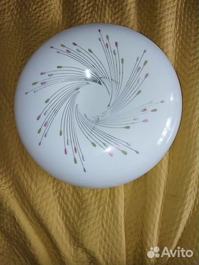 Светильник потолочный под ремонт