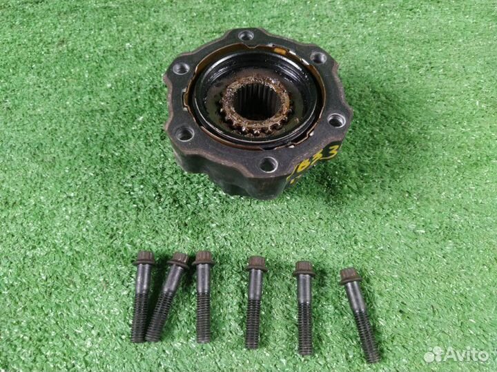 Хаб передний правый Suzuki Jimny Wide JB33W