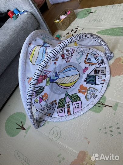 Развивающий коврик