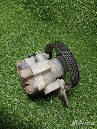 Насос гура Kia spectra