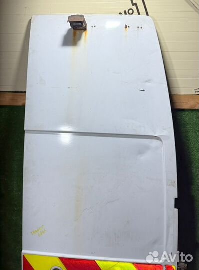 Дверь задняя распашная правая Ford Transit 2.2